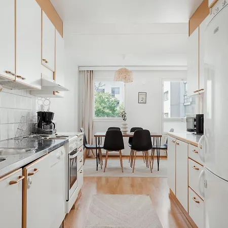 Spacious 2br Family With Sauna Near Metro הלסינקי